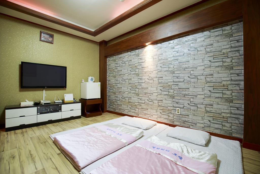 Galleria Hotel Andong Exterior foto